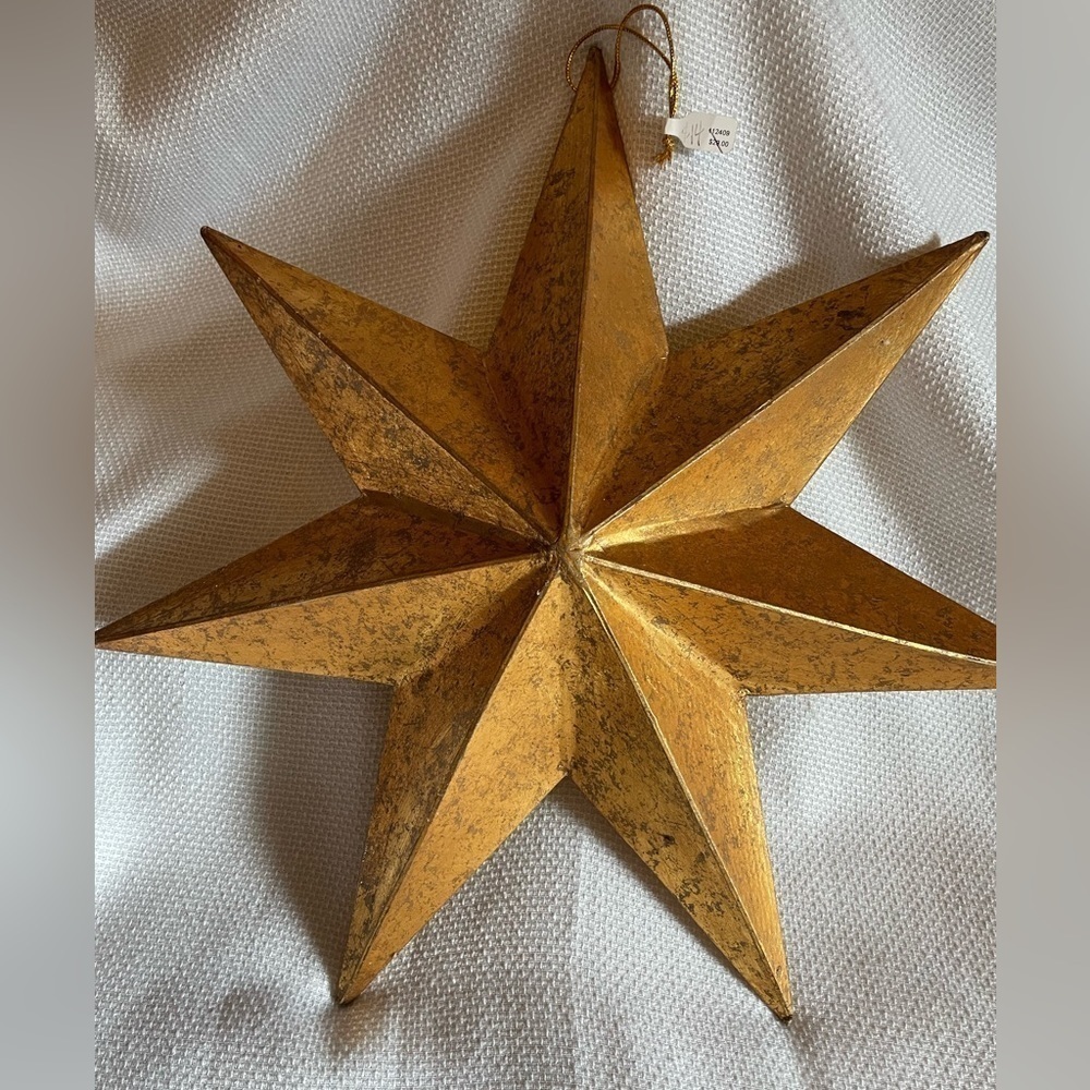 Gold paper star - Picture 2 of 8